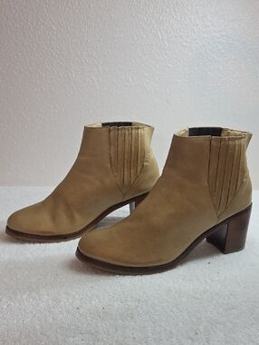 Samantha Pleet Wolverine Tan Neutral Leather Women’s Ankle Boots Ladies 8 Vguc